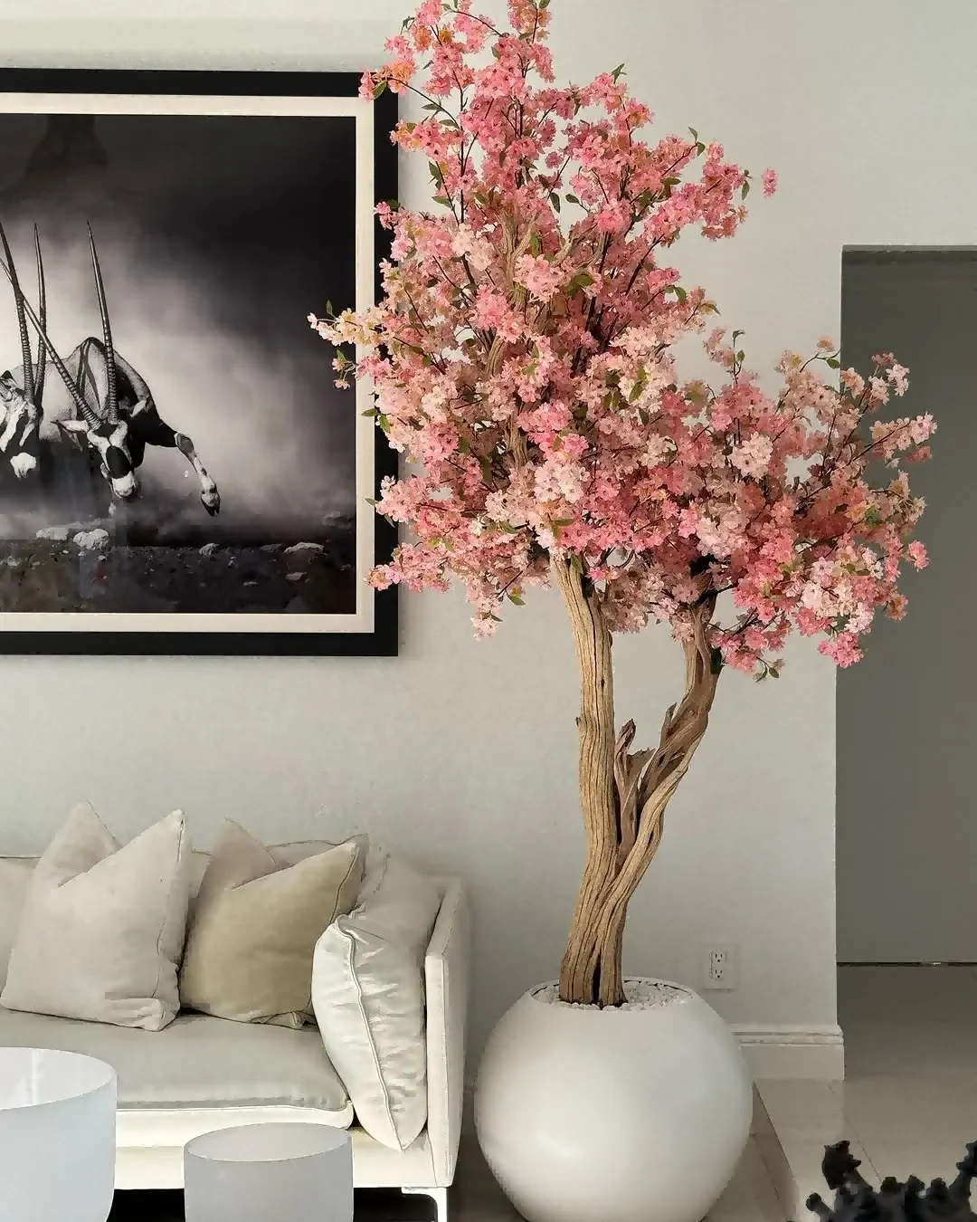 

Instagram Latest Hot Sale Custom Made Pink White Artificial Cherry Blossom Tree for Home Indoor Decor