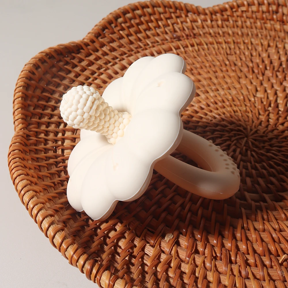 2026 Bestseller Baby Blumenförmiger Beißring Silikon-Schnuller Beißspielzeug Große Größe BPA-freies Baby-Beißspielzeug – Detail 13