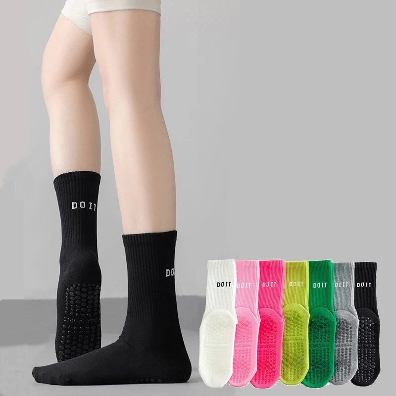 

2Pair Woman Cotton Breathable Mid-calf Yoga Socks Solid Color Striped Anti-slip Sports Pilates Socks Dance Fitness Training Sock