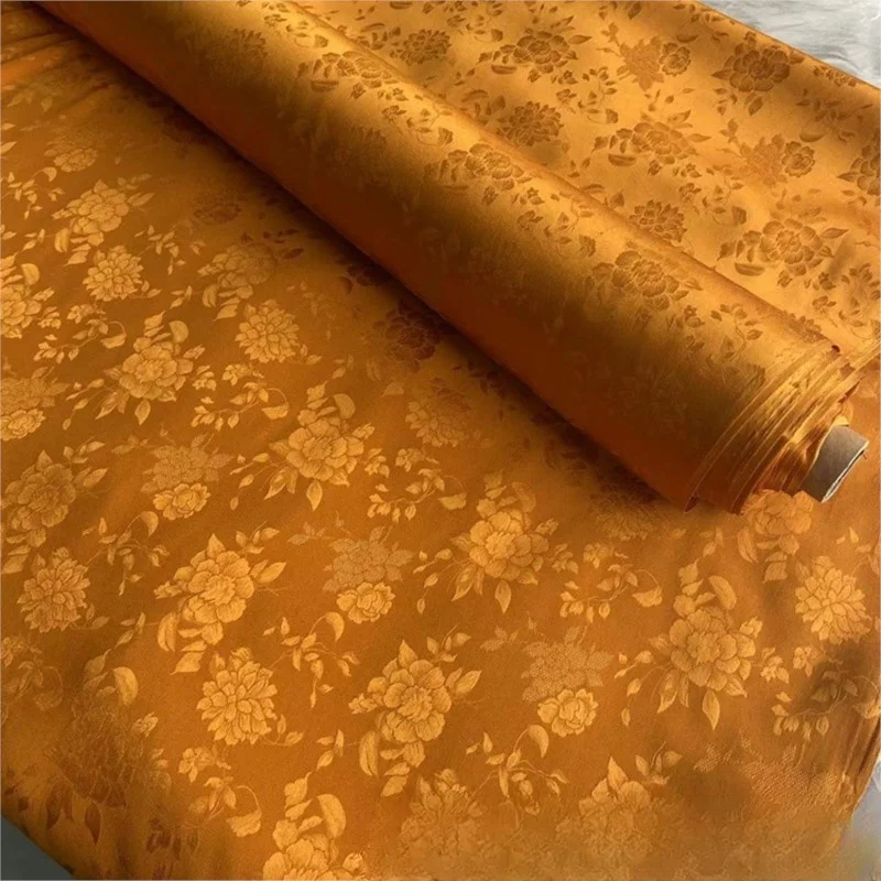 

19 momme эластичный атлас с цветочным узором, шелковая ткань Cheongsam, дышащая и драпированная жаккардовая ткань