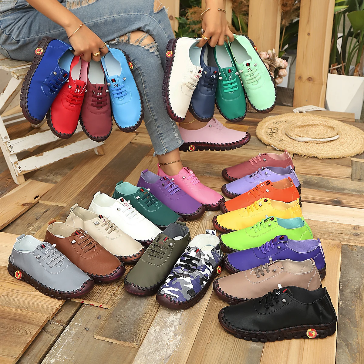 Women Sneakers Fashion Casual Shoes European Style Plus Size Lightweight Flats Sneakers Trendy Versatile Comfortable Loafers