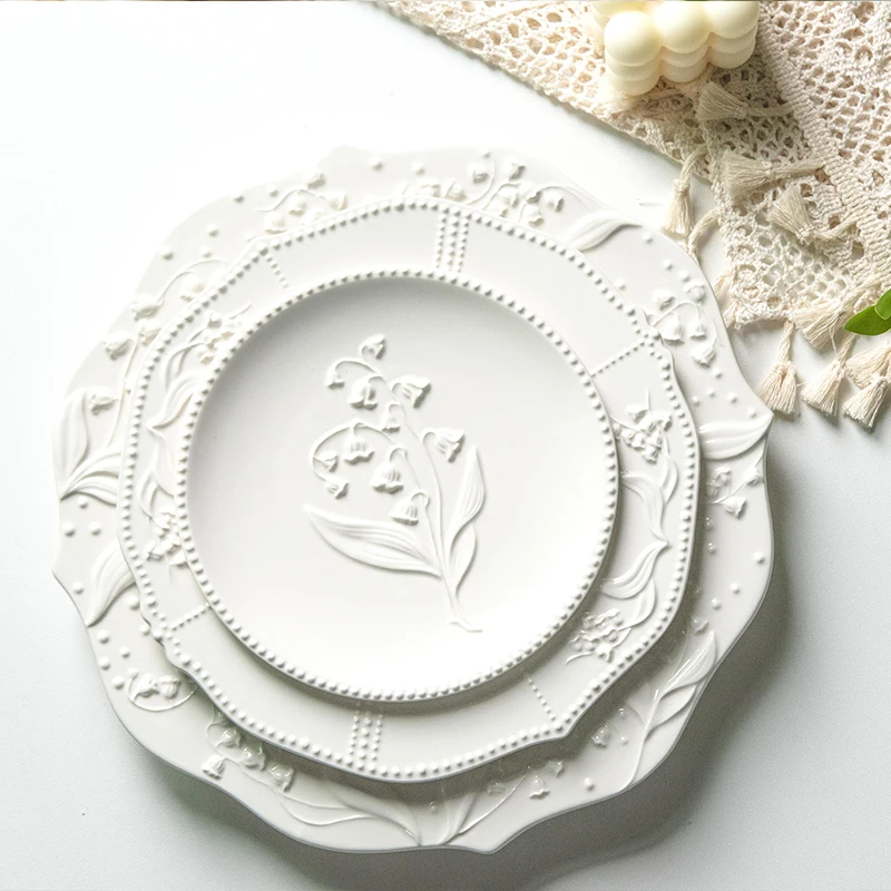 Ceramic Plate French Style Vintage Floral Relief Restaurant Homehold Tableware Dessert Cake Snacks Plates Kitchen Supplies