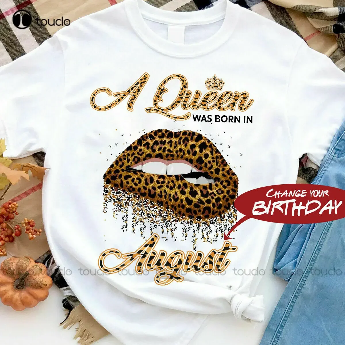 A Queen Was Born In September (Your Birthday) Lip Leopard Birthday Girl T-Shirt Love Xs-5Xl Cat Shirts For Women Tee Xs-5Xl