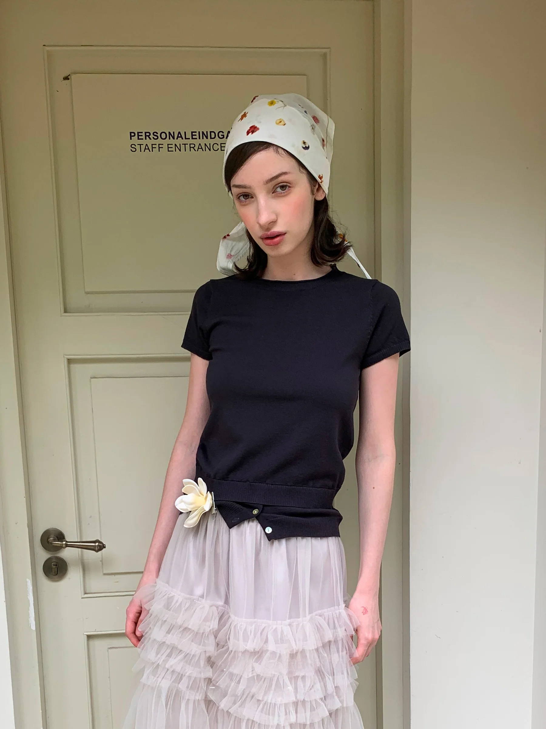 

Женский трикотажный топ JDE Slim Fit с коротким рукавом, летний, новый стиль, имитация двухслойности, с боковым разрезом, повседневный, модный