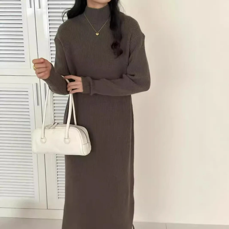Vestido de malha semi-alto, cor sólida, outono/inverno, novo estilo, camada interna espessada, comprimento do joelho, vestido longo de suéter para mulheres