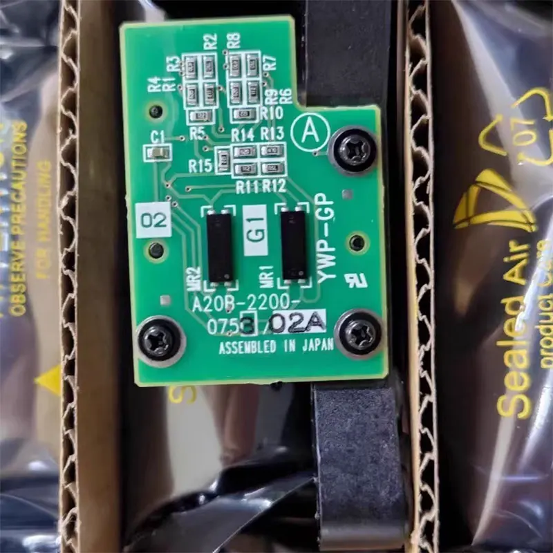 

Абсолютно новый A20B-2200-0650 A20B-2200-0751 A20B-2200-0753. Гарантия один год.