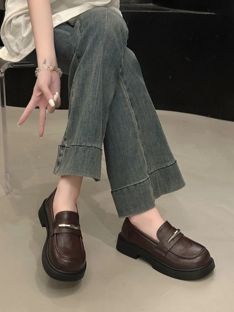 Vielseitige Damen Mary Jane Loafer Schuhe 2026 Neu Sommer Plateau Leder Blockabsatz Tiefer Schaft Slip-On Casual