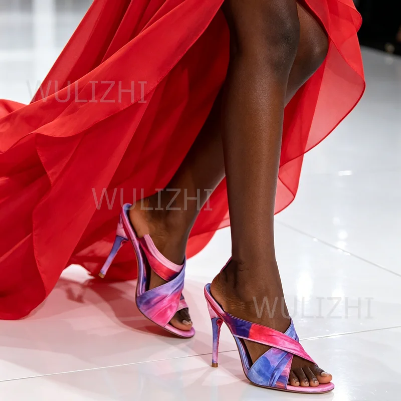

Blue Red Rainbow Graffiti Slippers Canvas Stiletto Heels Pleated Sandals Elegant Beach Sandals Open Slingback Party Shoes Girls