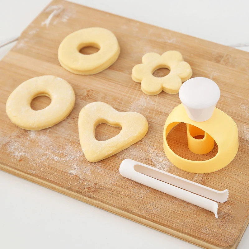 Donut Cake Mold DIY Creative Doughnuts Kitchen Tools Cooking Cutter Food Desserts Bread Pastry Chocolate Maker Baking Tool Decor