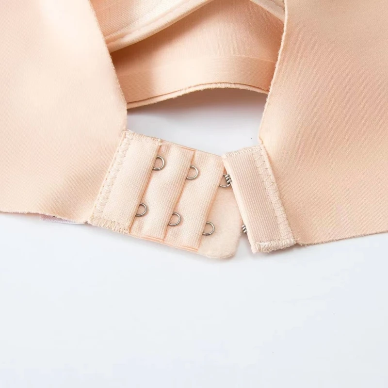 สไตล์ญี่ปุ่นไม่มีรอยต่อ Bras Comfort ไร้สายชุดชั้นในผู้หญิงไม่มีแหวนเหล็ก Bralette 3/4 ถ้วย Glossy Bra หญิงชุดชั้นใน