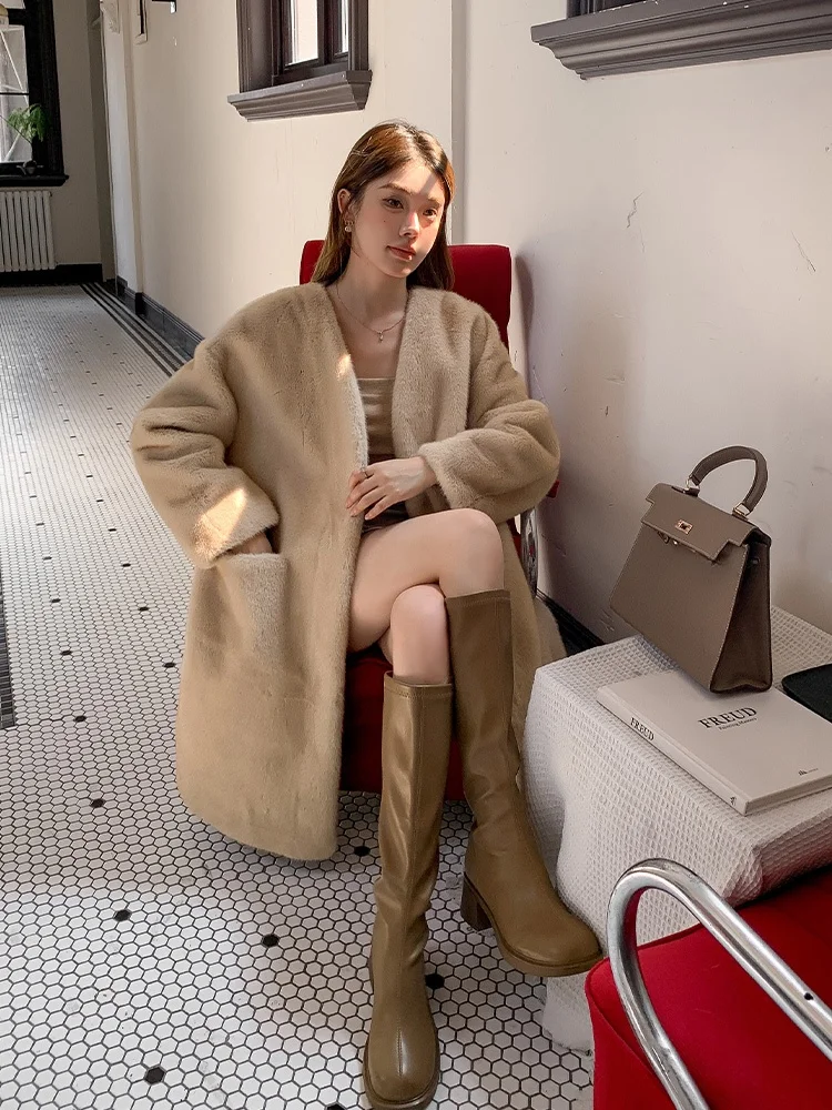 صديقة للبيئة المرأة معطف الفرو المخملية مثل المنك تقليد ملابس خارجية منتصف طول الكورية Sle الخريف الشتاء معطف Faionable