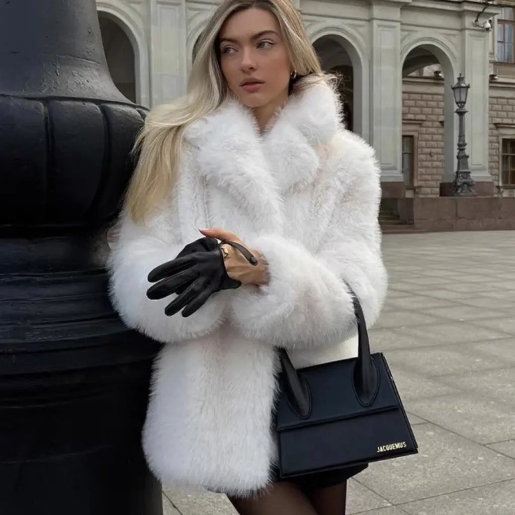 

Женское элегантное стильное пальто средней длины из искусственного меха из искусственного тоскана с воротником костюма из