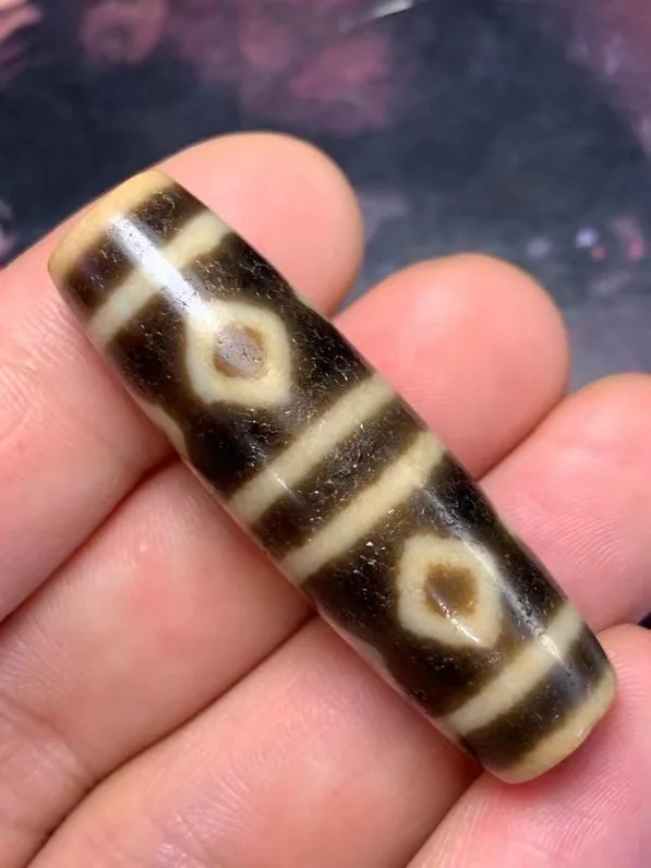 Energy Tibetan Old Agate High Weathering Oily Patina Ivory Color 8 KingKong Eye dZi Bead Totem Pendant LZK LKbrother Top Quality