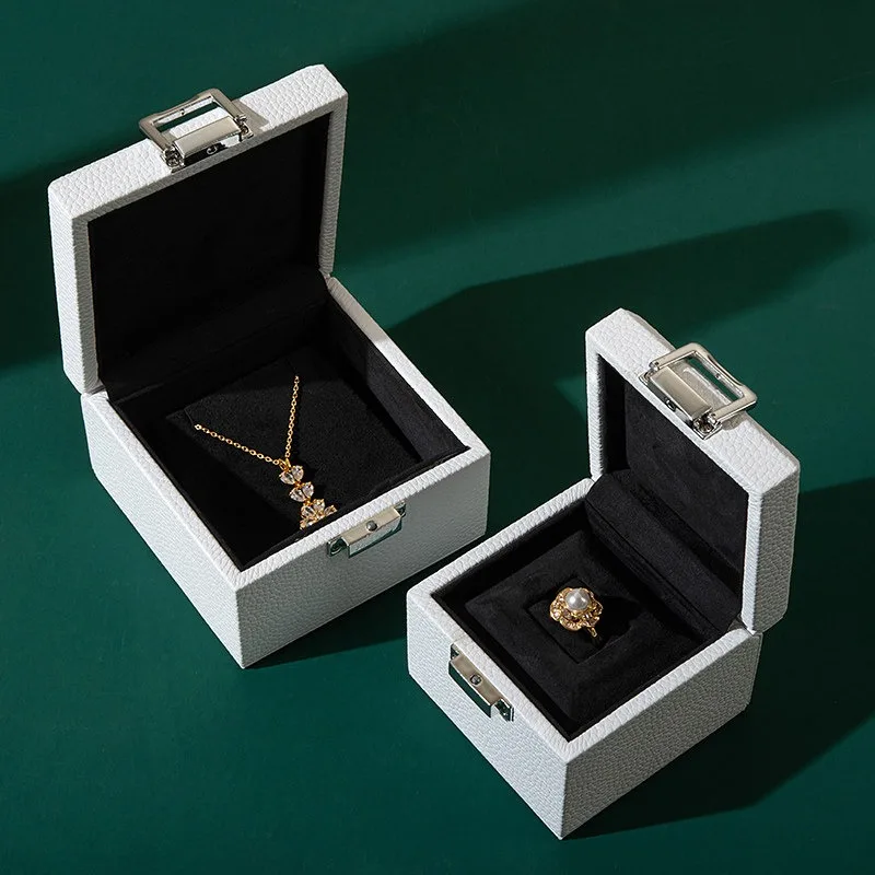 For High-end Ring Box Gift Box Snap Button Outer White Inner Black Light Luxury Ring Necklace Pendant Jewelry Packaging Box