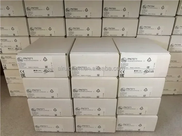 New and original Pressure switch PN3071 IFM Flow sensor