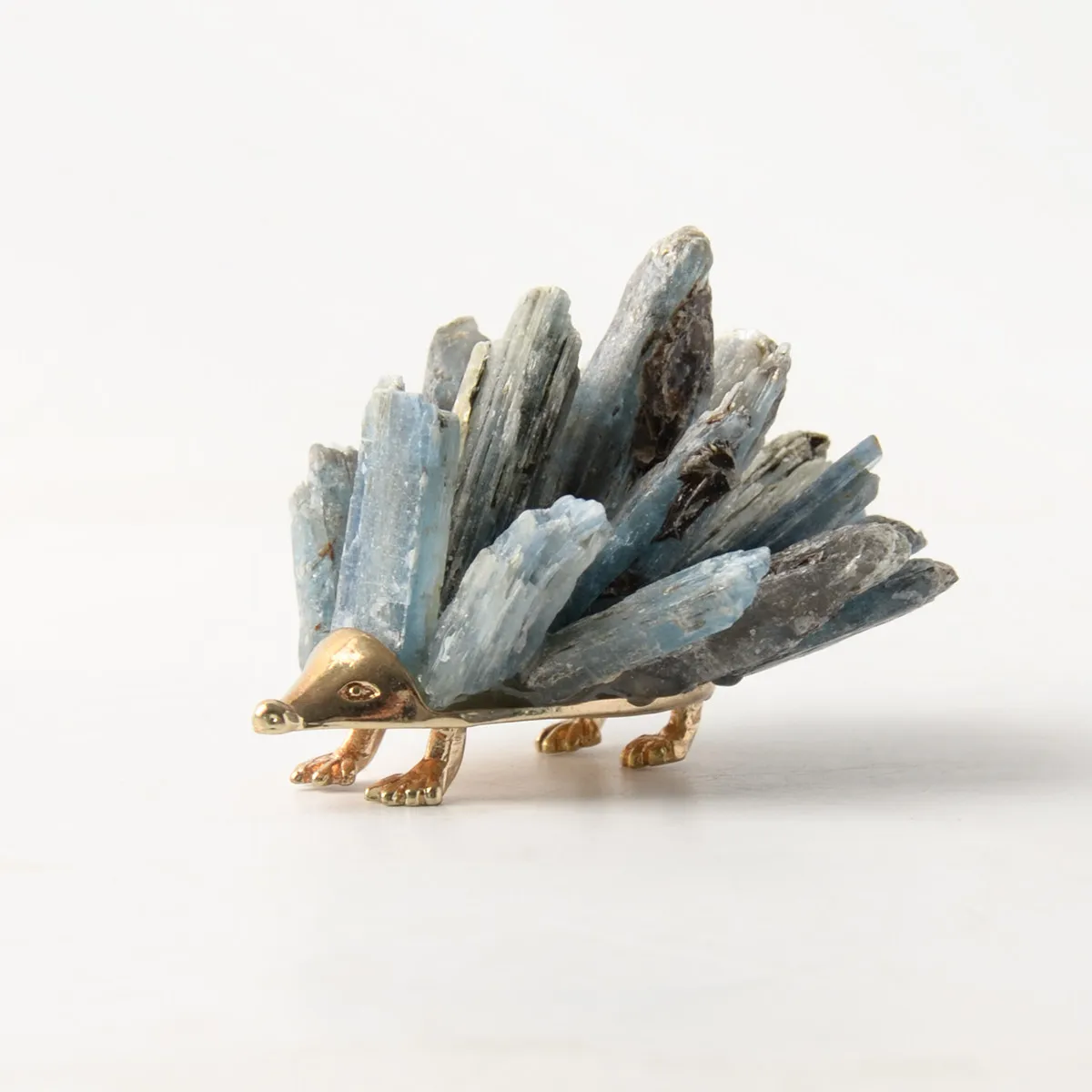 Natural blue crystal cluster ornament handicrafts home office decoration gift ornament hedgehog