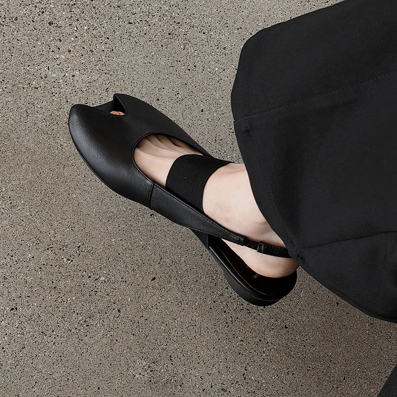 

2026 New Genuine Leather Shoes Women Low Heel Sandals Peep Toe Flat Sandals Red Black Summer Party Dress Shoes Size 34-41