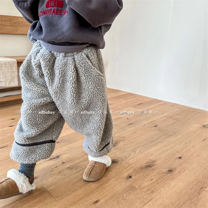 2024 Winter New Children Lamb Cashmere Trousers Plus Velvet Thick Girls Loose Harem Pants Kids Boys Warm Casual Pants