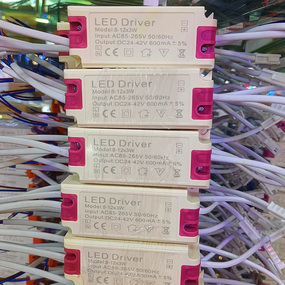 LED สีคู่ DRIVER 300mA AC 220V 1-3W 5-7W 8-12W 12-18W 18-25W 25-36W หลอดไฟหม้อแปลงไฟฟ้า DRIVER