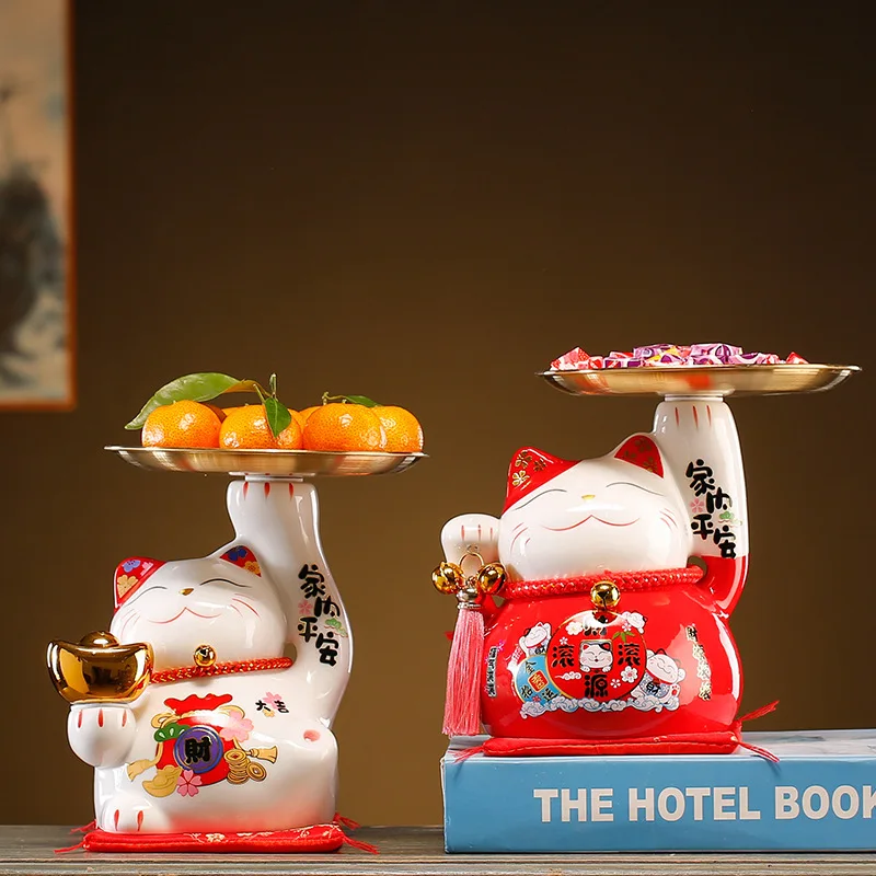 Nordic Ceramic Lucky Cat Sculpture Storage Ornaments Living Room Entrance Key Jewelry Storage Piggy Bank Crafts Birthday Gifts