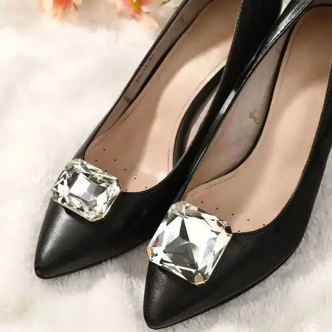 1PC Glass Crystal Shoe Decorations Clip Clamp Wedding Bride Removable Shoes Charm Buckle Rhinestone Shiny Clips Women