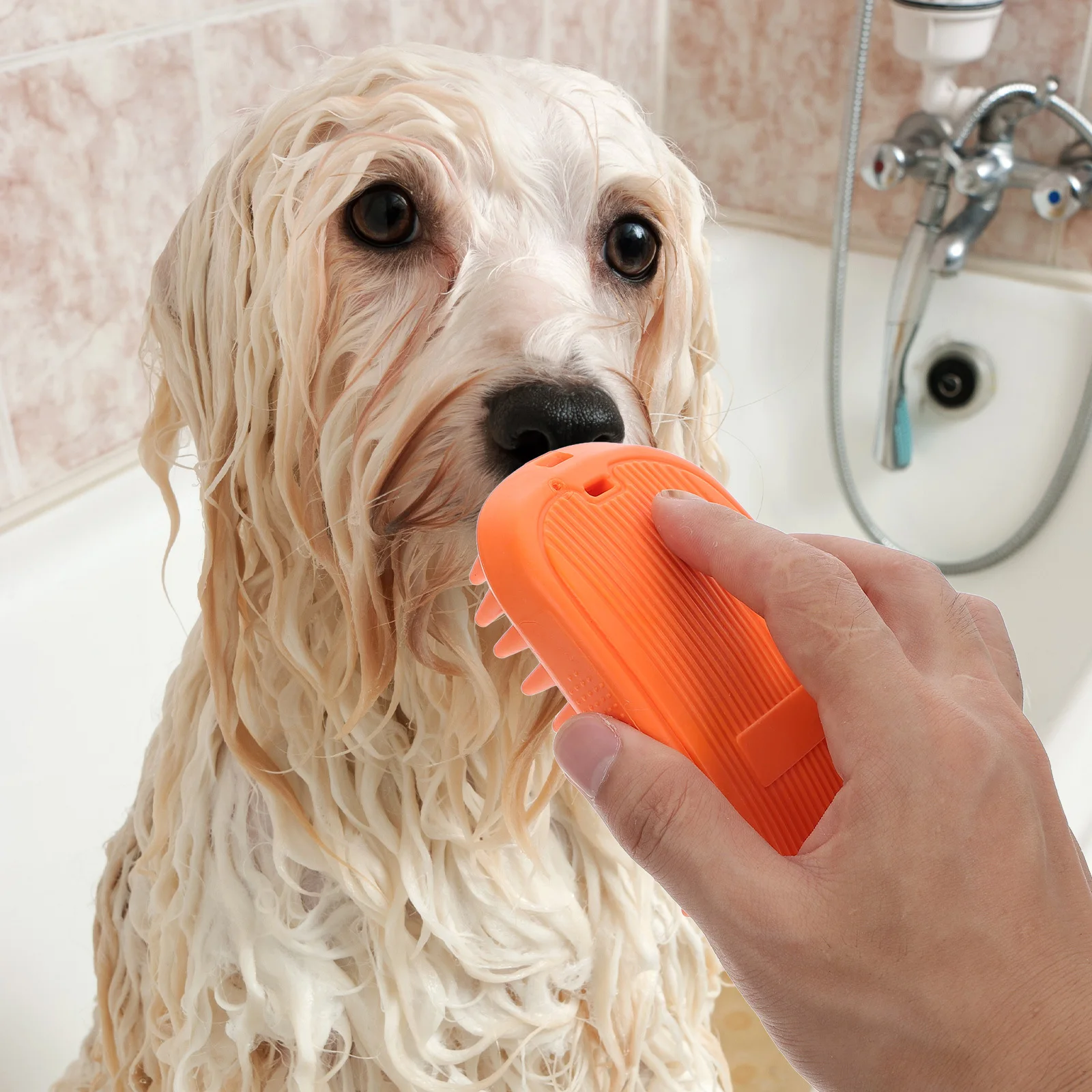 

Silicone Pet Shampoo Brush Soft Silicone Massage Head Dog Bath Grooming Brush Long Short Haired Dogs Cats Washing Orange