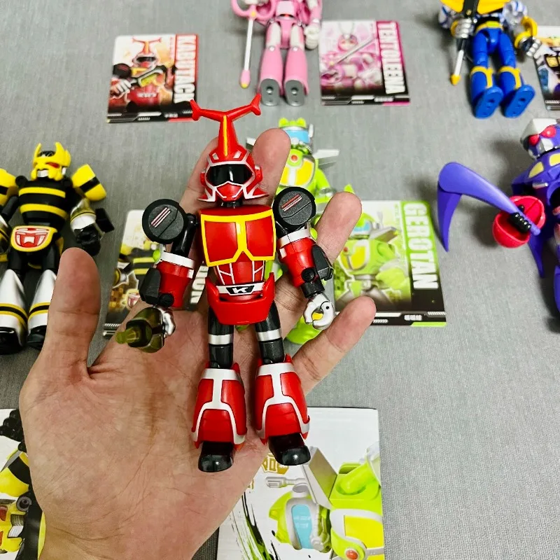 In Stock Giant Kabutack Alloy Model Deformable Assembled Action Figure Collectible Display Ornament For Adult Desktop Decoration view 2