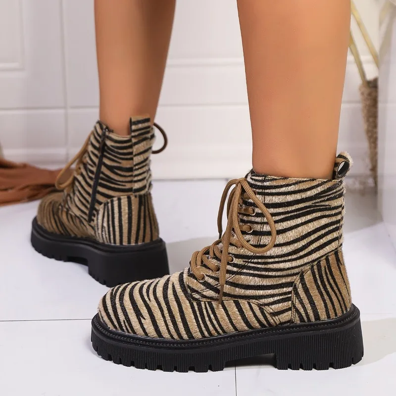 Marca senhoras sapatos 2024 inverno nova moda e versátil botas femininas zebra impressão casual rendas botas de caminhada ao ar livre para mulher