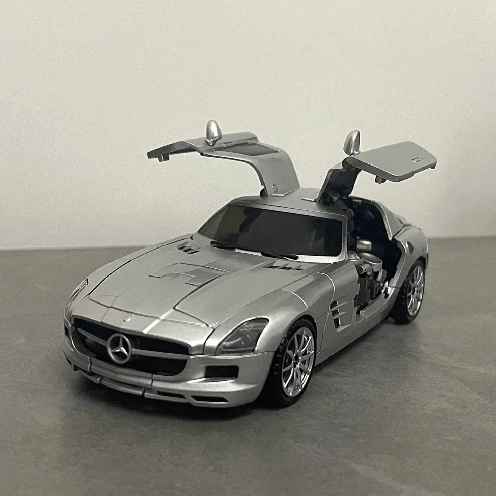 Transformiertes Spielzeug CE03 Soundwave Cybertron Century MP3-Modell Legierungsauto Roboter Zweite Auflage Transformierbare Autobot-Actionfigur