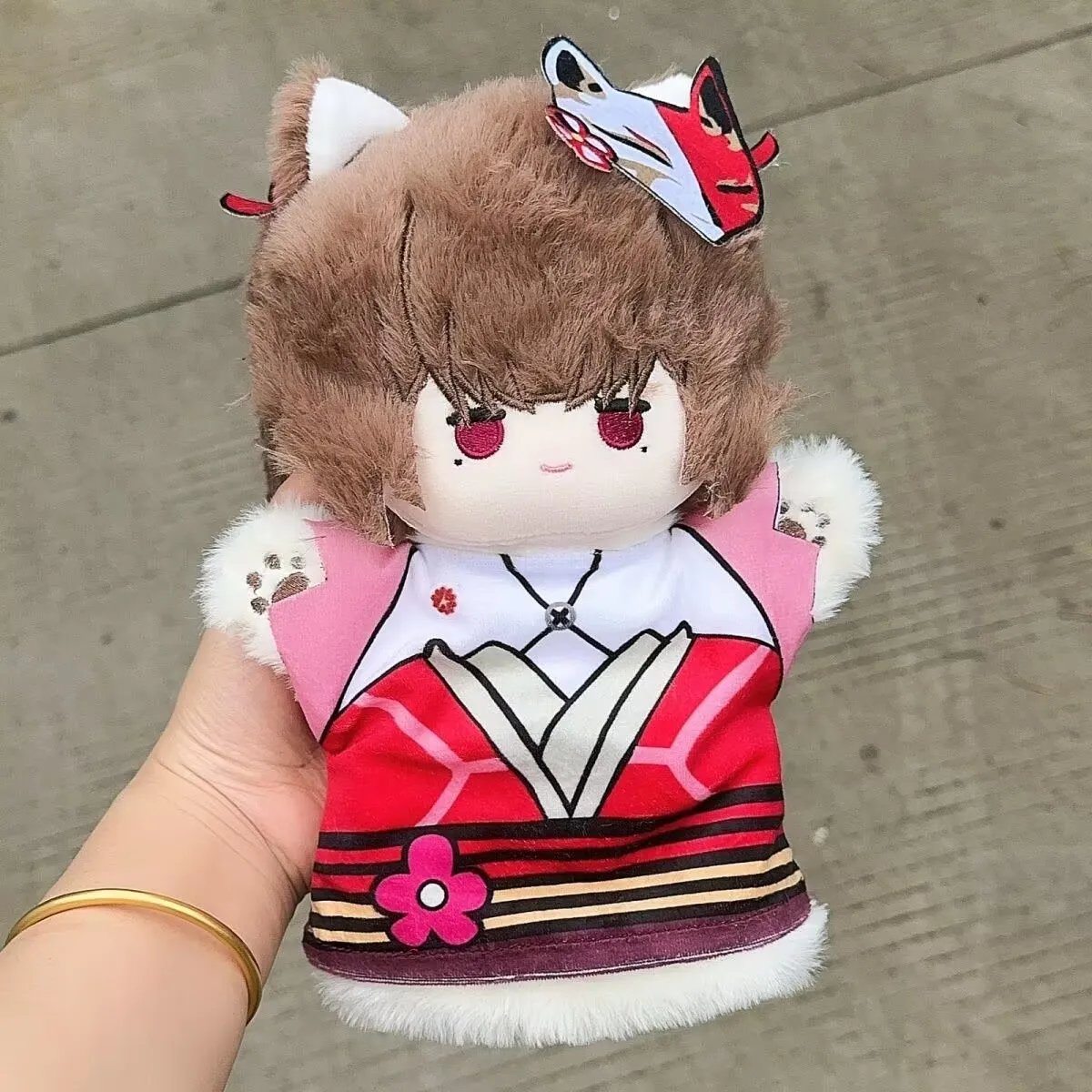 "السكك الحديدية المكسورة"، البضائع الرسمية للمروحة كافكا ليوينغ دان هنغين يو جينغ يوان هوا هوو شي إيه دمية صغيرة، دمية يد