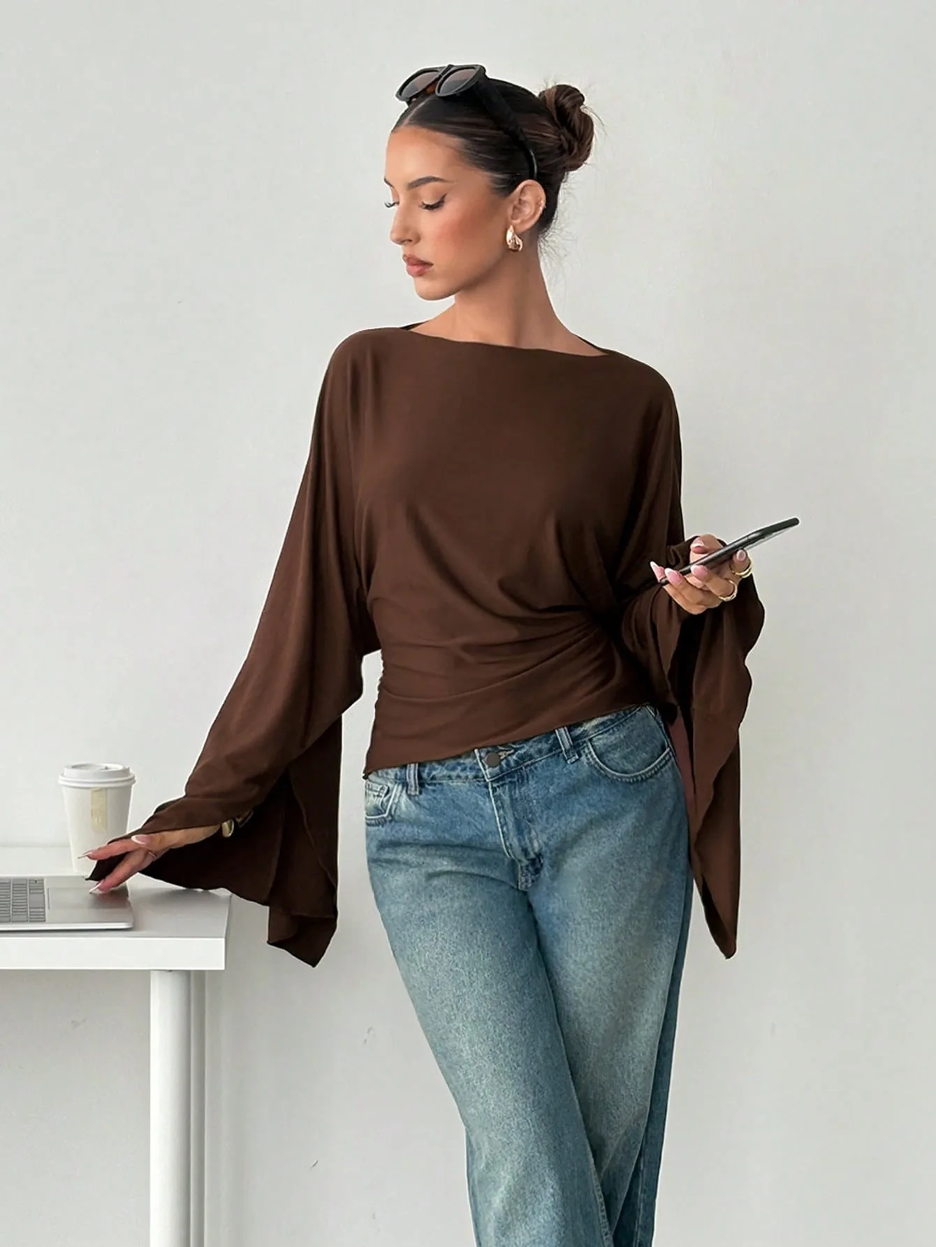 Women's Spring Autumn One-Line Boat Neck Flare Long Sleeve T-Shirt