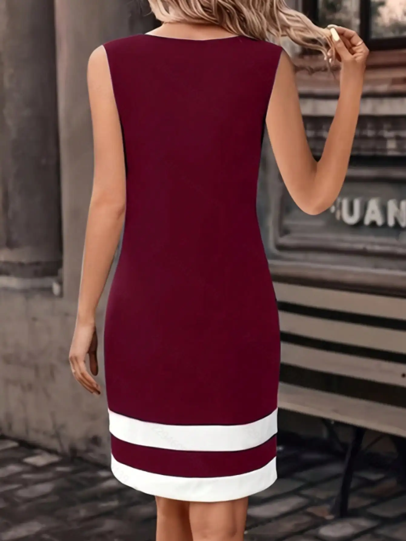 Einfarbiges Ärmelloses Kleid mit Rundhalsausschnitt und Kontraststreifen am Saum Gerades Kleid für den Alltag Schlicht Elegant Figurbetont Midi A-Linien-Kleid – Detail 6