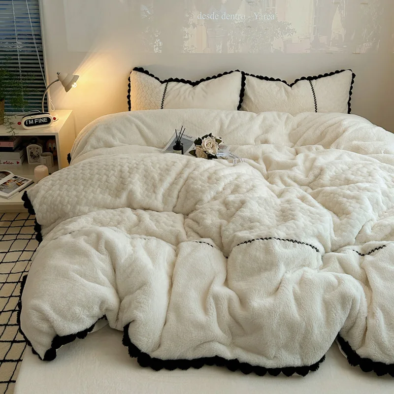 Simple Coral Fleece Warm Autumn Winter Duvet Cover Set 220x240 Soft Fluffy Queen Bedding Set Plush Warmth Blanket Cover Sets、