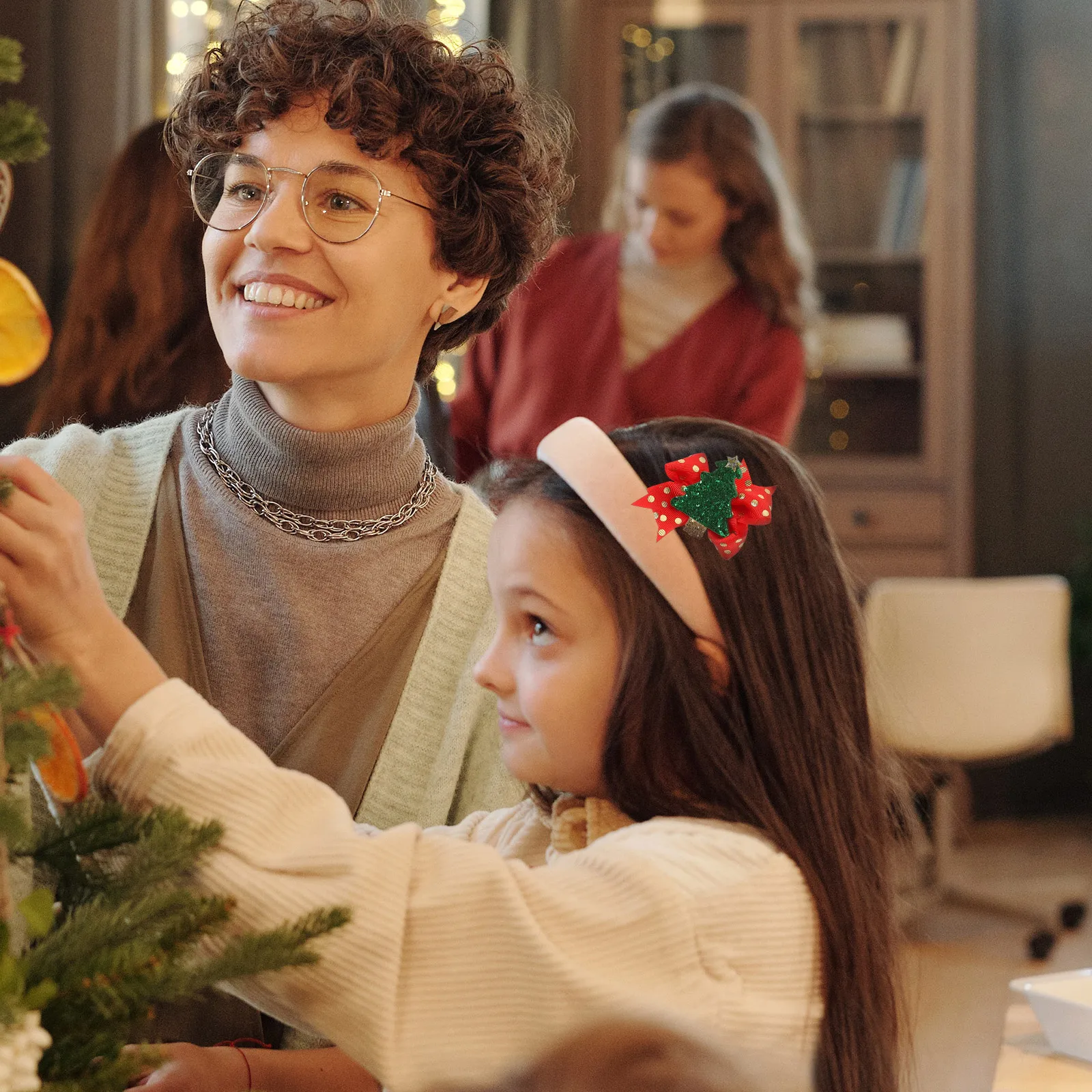 

6Pcs Hairpin Headband for Kids Christmas Bowknot Hair Clips Set Cute Girls Hairpins Holiday Party Daily Use Decoration