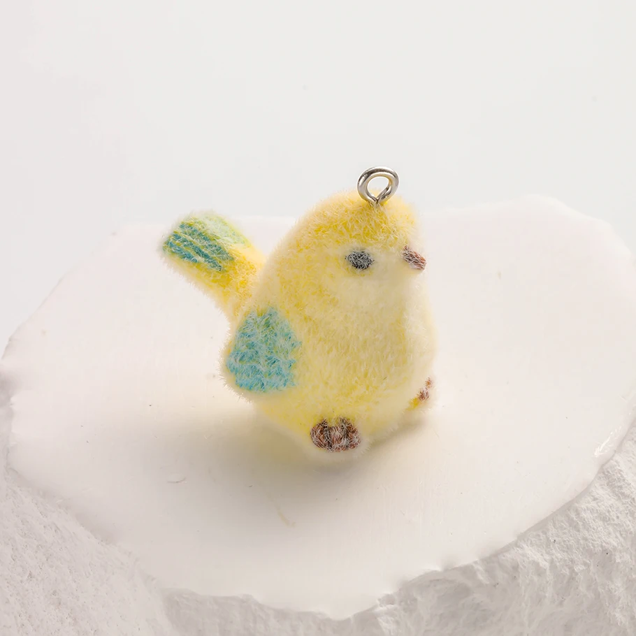 4/6Pcs Trendy 3D Flocking Animal Lion Parrot Charms Making Material Mix Cute Rabbit Koala Dog Cow Penguin Pendant Jewelry Bulk