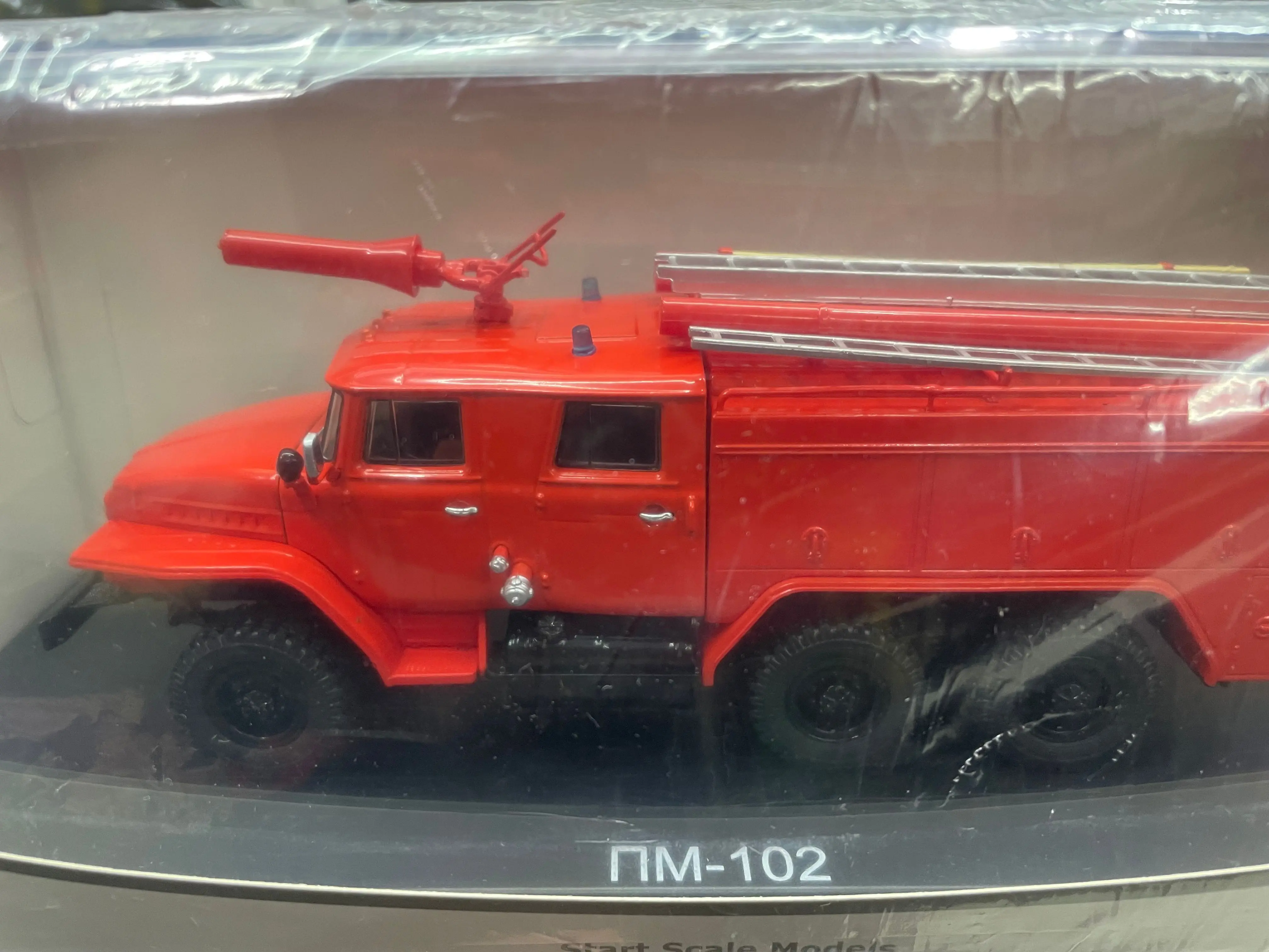 3 Colors!! Start Scale Models SSM 1/43 Scale Die-Cast Model Fire Truck CA2  New in Box