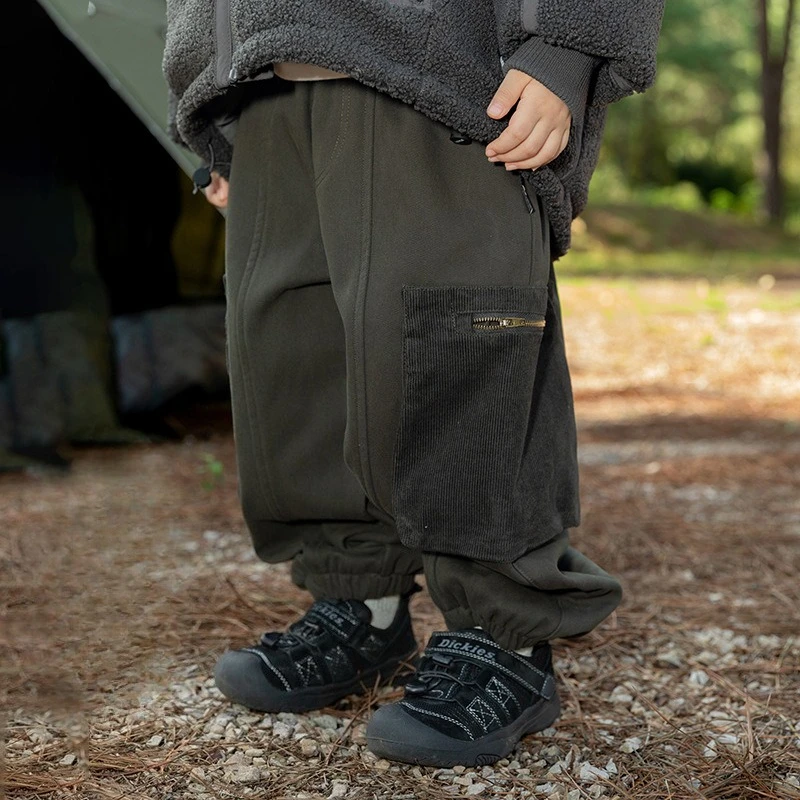 

2025 Winter New Children's Solid Color Corduroy Patch Design with Velvet Warm Pants