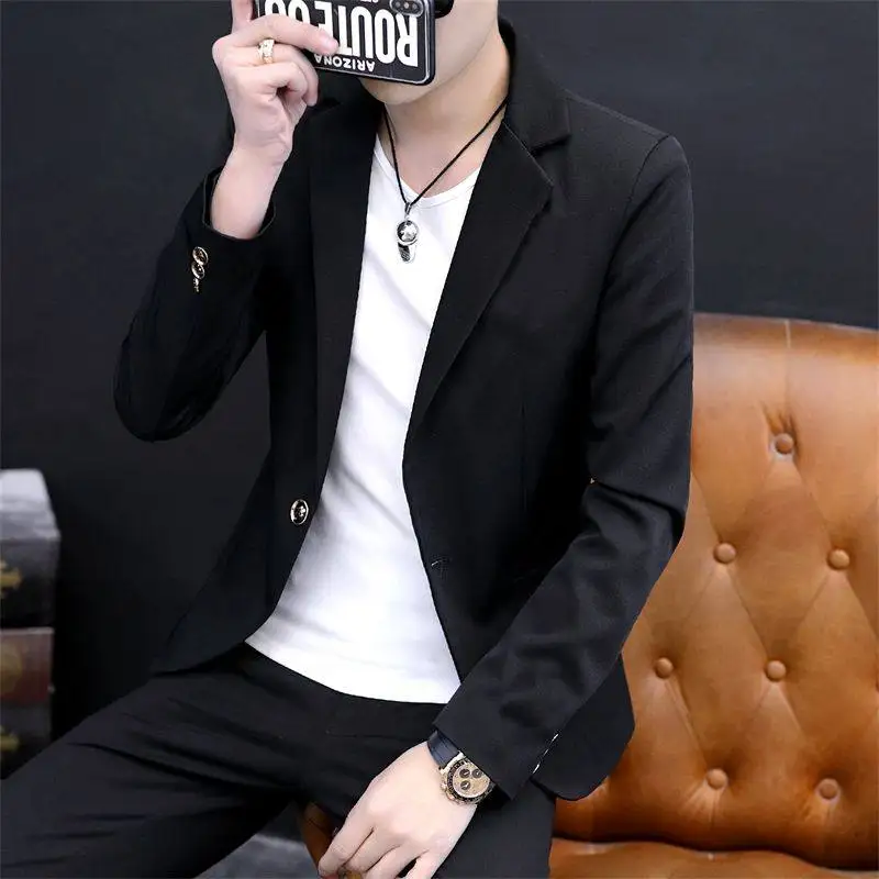 

Slim Fit Casual Korean Sle Men's Suit Lightweight Spring Autumn Faionable Single-Breasted Jaet Long Sve Polyester
