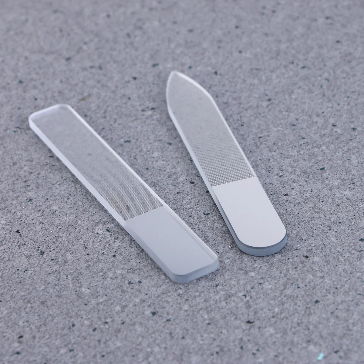 

2Pcs Crystal Glass Nail Files Double Sided Emery Boards Portable Nail Art Tool for Salon Home Use Includes Mirror Short Pointed