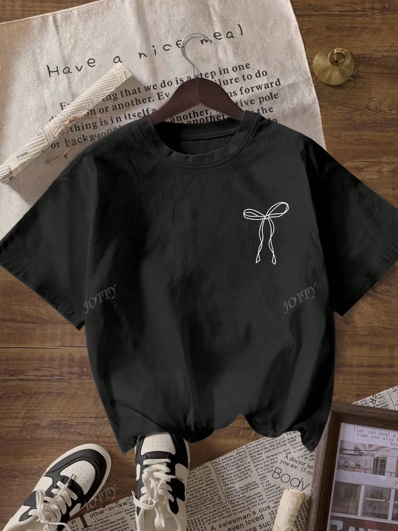 Camiseta feminina de manga curta estampada plus size, solta e casual, macia, confortável e respirável, esportes ao ar livre