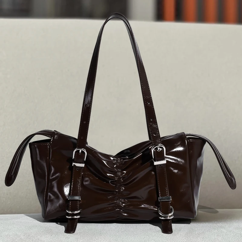 

Корейские повседневные сумки для женщин. Роскошные дизайнерские сумки и кошельки. Новинка 2023 года. В искусственной коже. Масляный воск. Кожаный ремень с бантом. Маленькая подмышка на плечо.