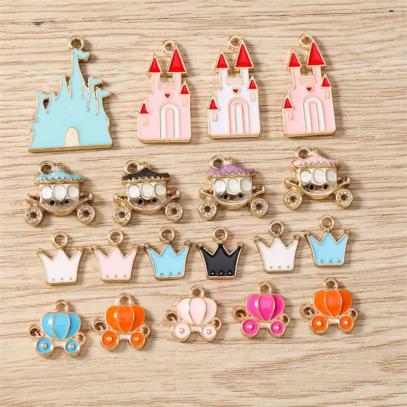 10 Stück niedliche, gemischte Emaille-Halloween-Anhänger in Form von Kürbis, Auto und Schloss zum Basteln von Halsketten, Ohrringen, DIY-Handarbeiten und Schmuckaccessoires – Detail 1
