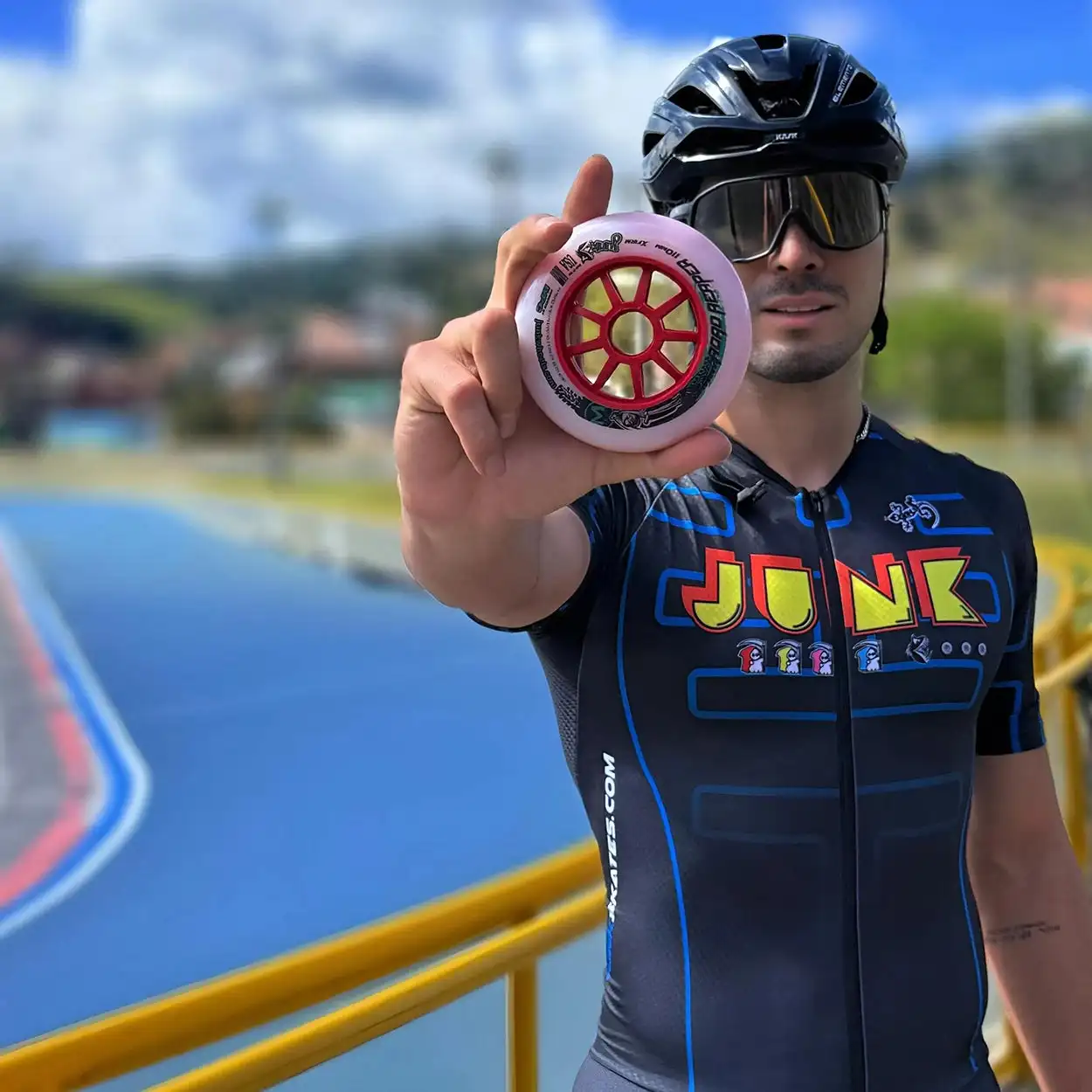 

Костюм для скоростного катания на роликах 2026 Junk Skates Pro Triathlon Speed: комфортный комбинезон для быстрого катания на коньках