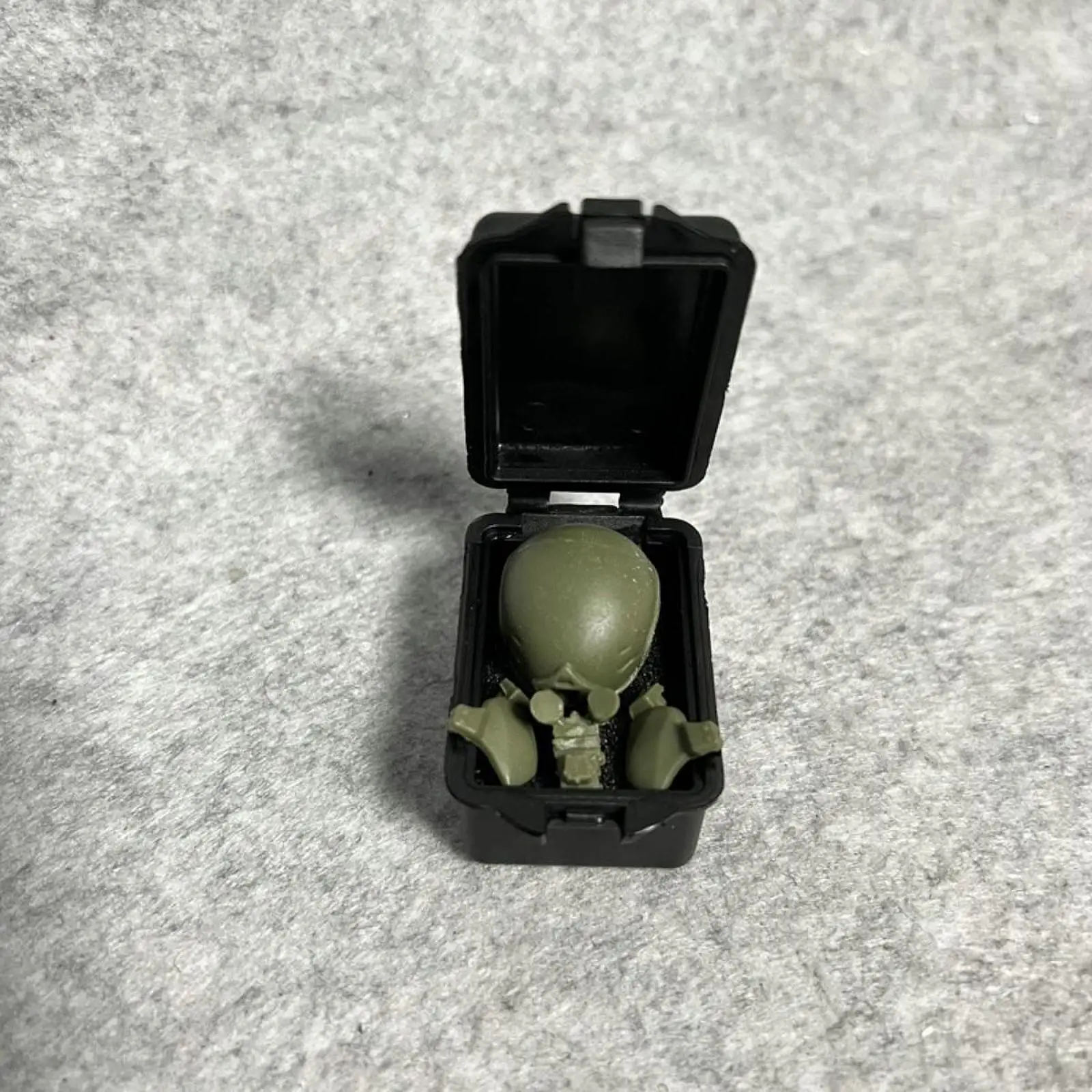 3x3Pcs 1/18 Action Figure Model Simulation Suitcase Chest (Black Color) Scene