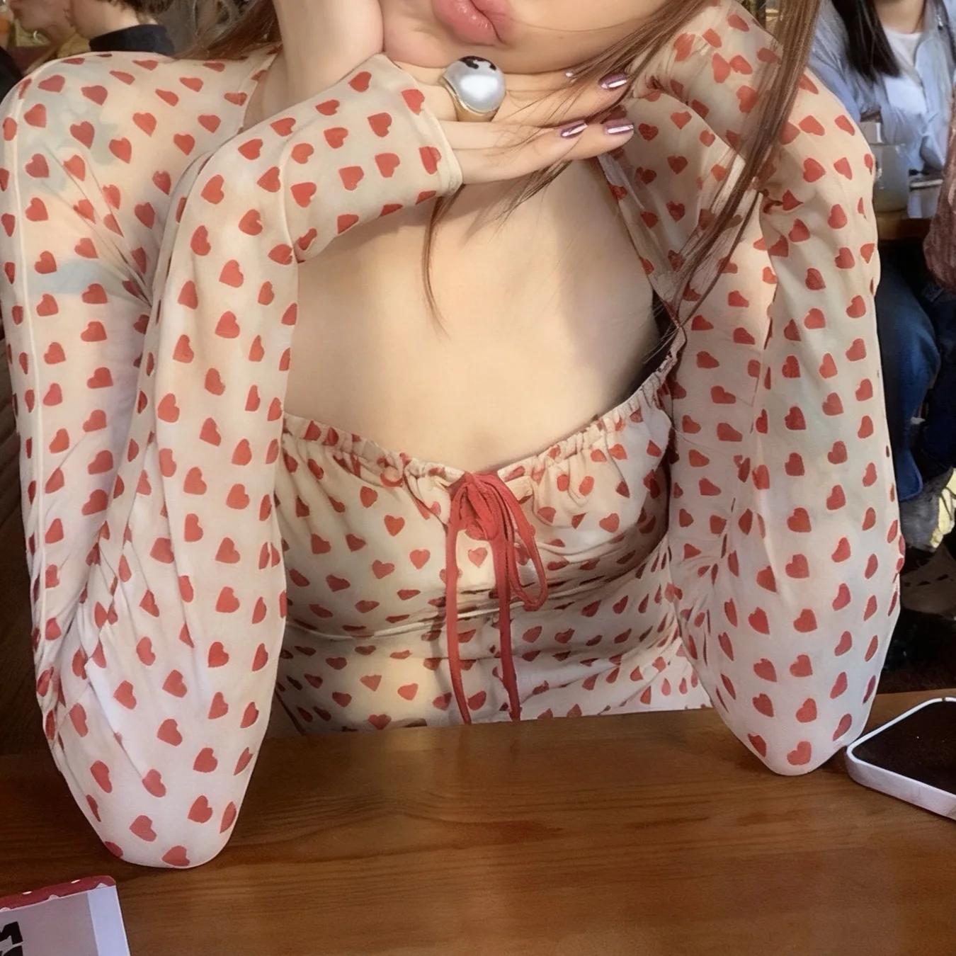 

Spicy Girl Long Sleeve T-Shirt Women's Slim Fit Heart Print Knot Base Shirt Stylish Commute Style Soft V-Neck Regular Sleeve