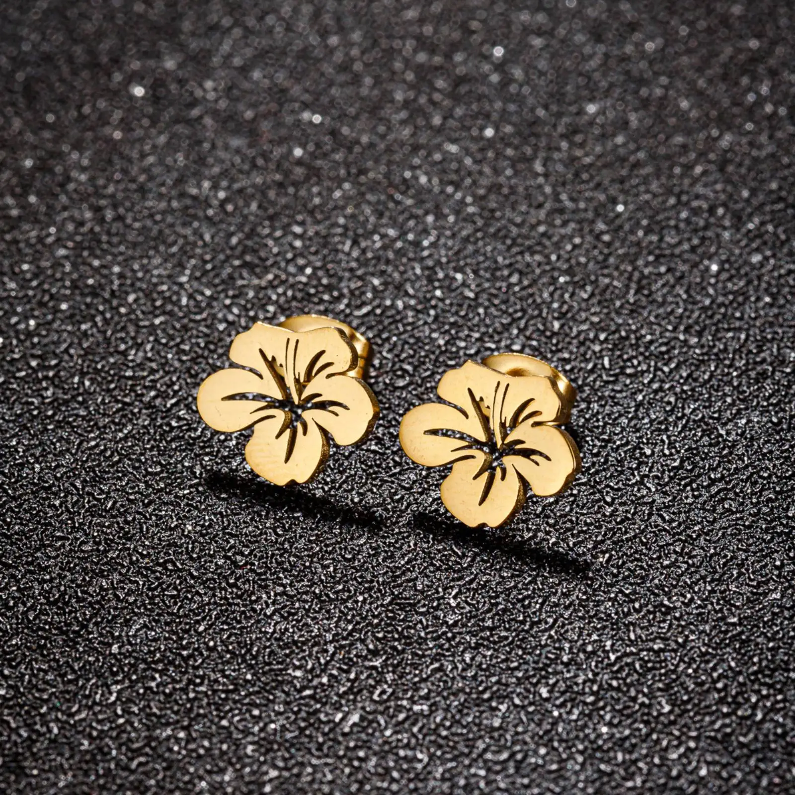 Edelstahl-Blumen-Ohrstecker, hohle Blumenohrringe für Damen, Sommer-Strand-Schmuck, Geschenk – Detail 3