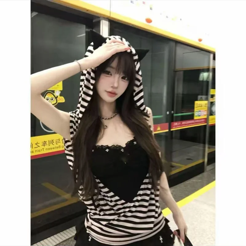 Y2k Aesthetic Two Pieces Set Casual Women Stripe Hooded Top + Lace Patchwork Slim Fit Vest 2026 Summer Grunge Suit