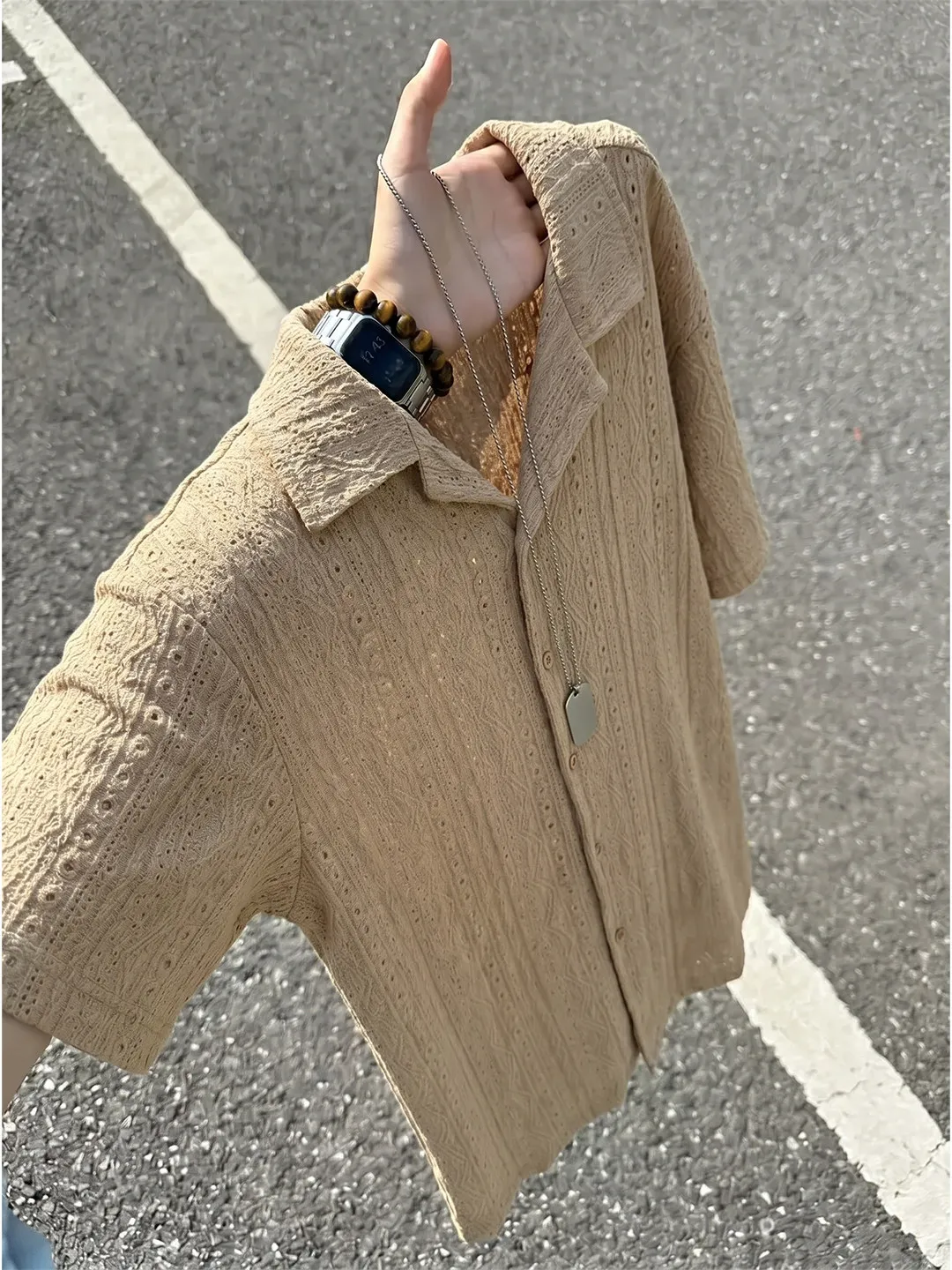 Brown Textured Hollow Short Sleeve Men's Shirt Lightweight Luxury Design Cool Feeling Breathable Thin Outerwear Casual Style