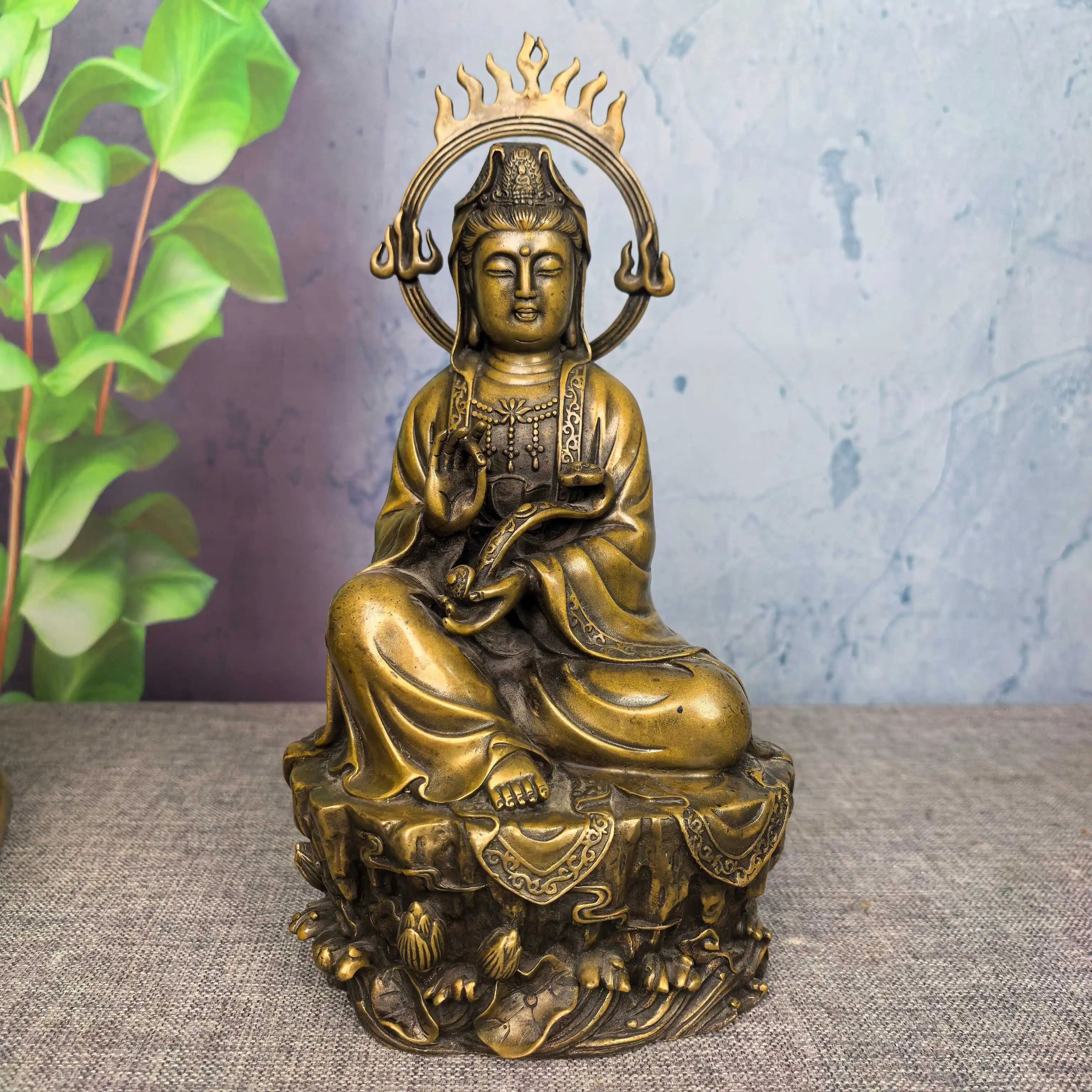 Old Brass Ruyi Flame Head Ring backlight Guanyin Bodhisattva Seated Buddha Amass wealth Ornaments