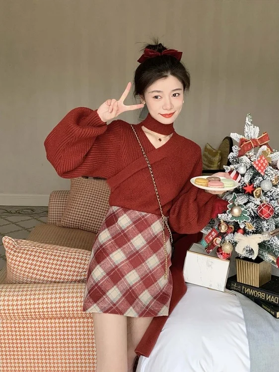 Red Hanging Ne Sweater Women's Base irt Lazy Sle High-End Beautiful Faionable New Year's Clothes Loose Fit Long Sve